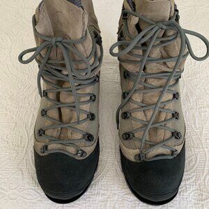 NEW BATES E03600 Tora Bora Alpine Military Mountaineering Combat Boots - Size 9R